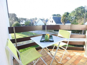 Appartement Duplex à Carnac – 33m², Terrasse, Parking – 100m des Plages – 4 Pers. - FR-1-477-56